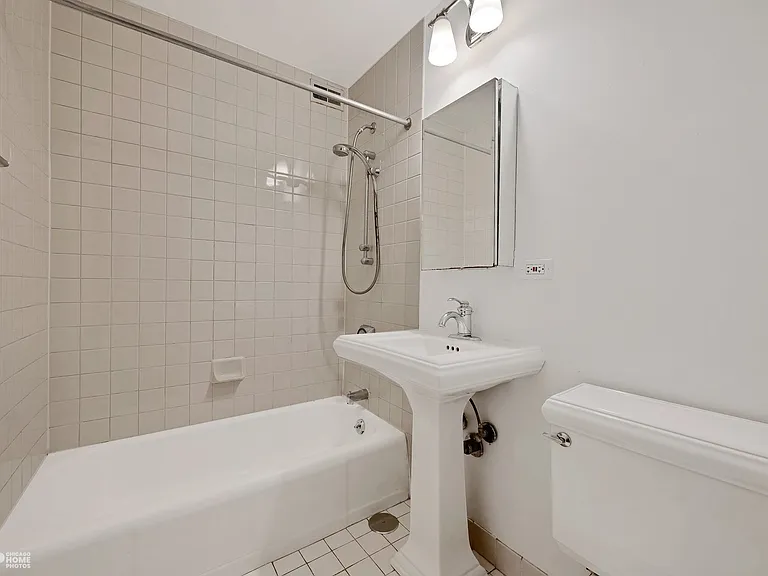 33 E Cedar St #3H — Photo 15