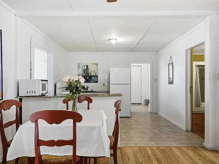 1405 S Flagler Ave — Photo 6