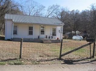 1065 E Murta St, Marquand, MO 63655