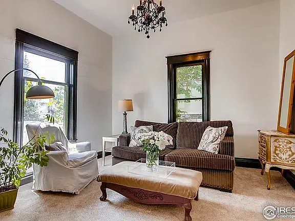 209 W Simpson St — Photo 7