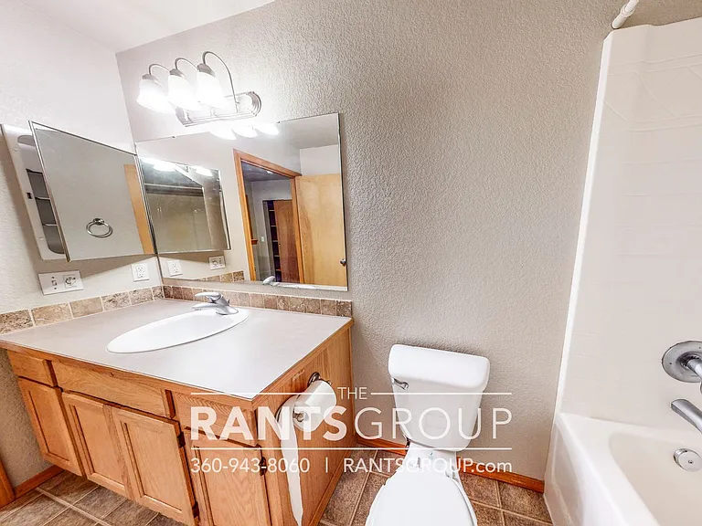 4612 Kapalea Way SE — Photo 28