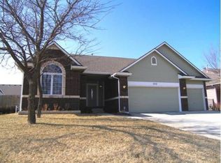 1019 Wisteria Dr, Derby, KS 67037