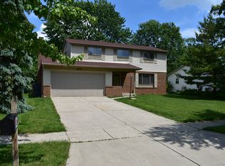 3354 Simmons Dr, Grove City, OH 43123