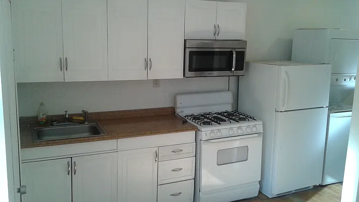 Rented by Partner Service Sites | media 9