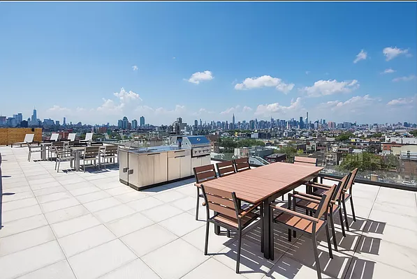 Rented by Monarch Realty Group | media 9