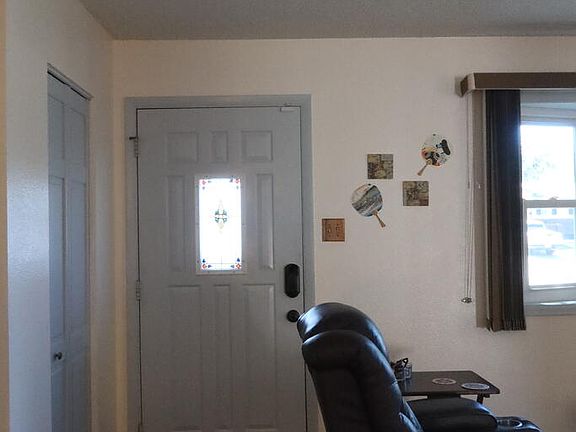 2nd image of 510 Starlite Dr