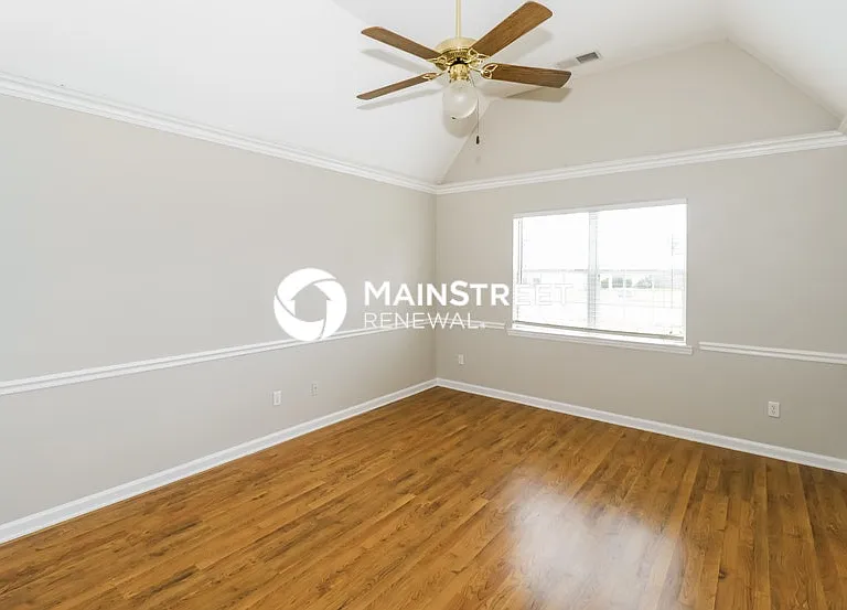 10176 Fox Chase Dr — Photo 13