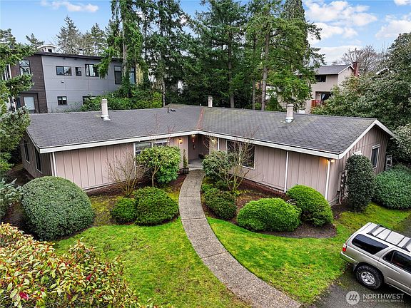 4th image of 411 5th Ave S
