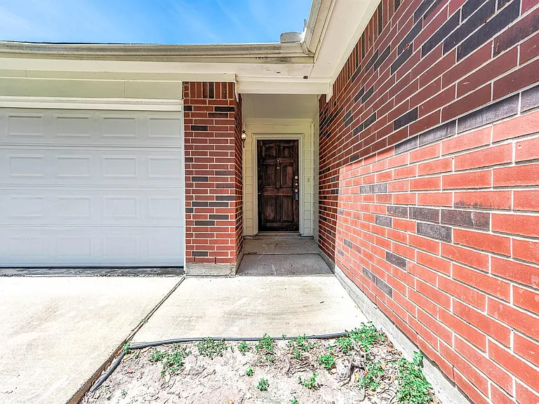 5922 James Pl — Photo 3