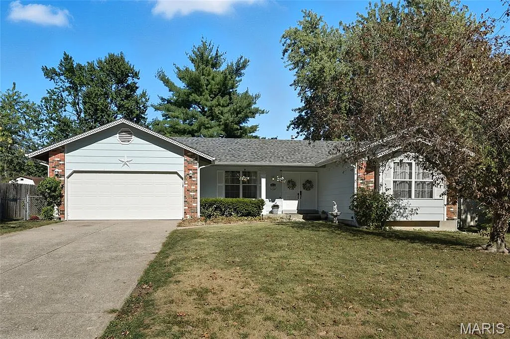 4204 Elkhart Lake Rd photo 1