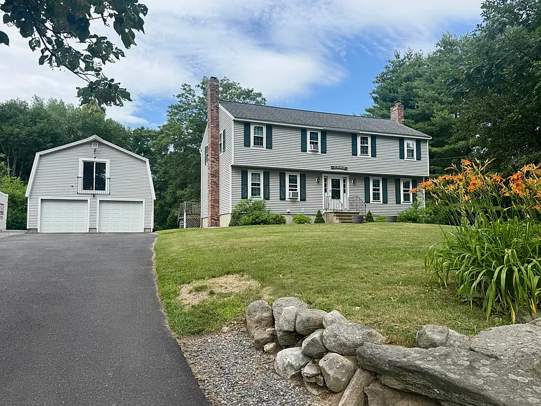 121 Brady Ave #B — Photo 1