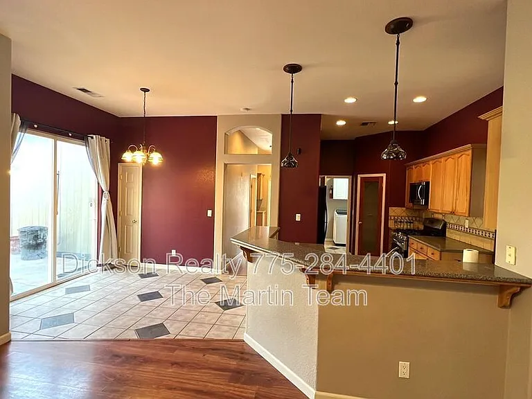 3340 Sansol Ct — Photo 8