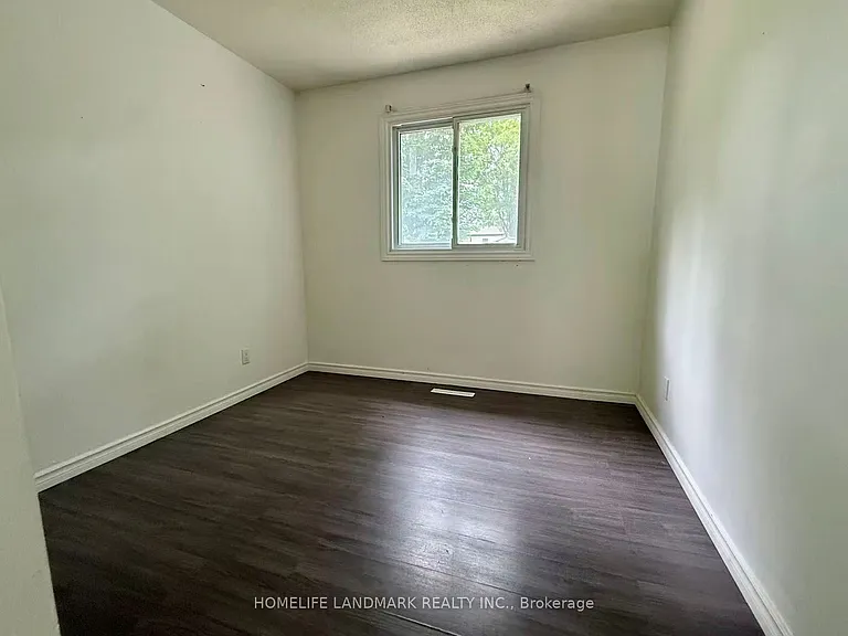 185 Sinclair Ave — Photo 9