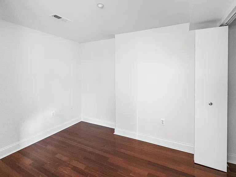 1150 K St NW #311 — Photo 6