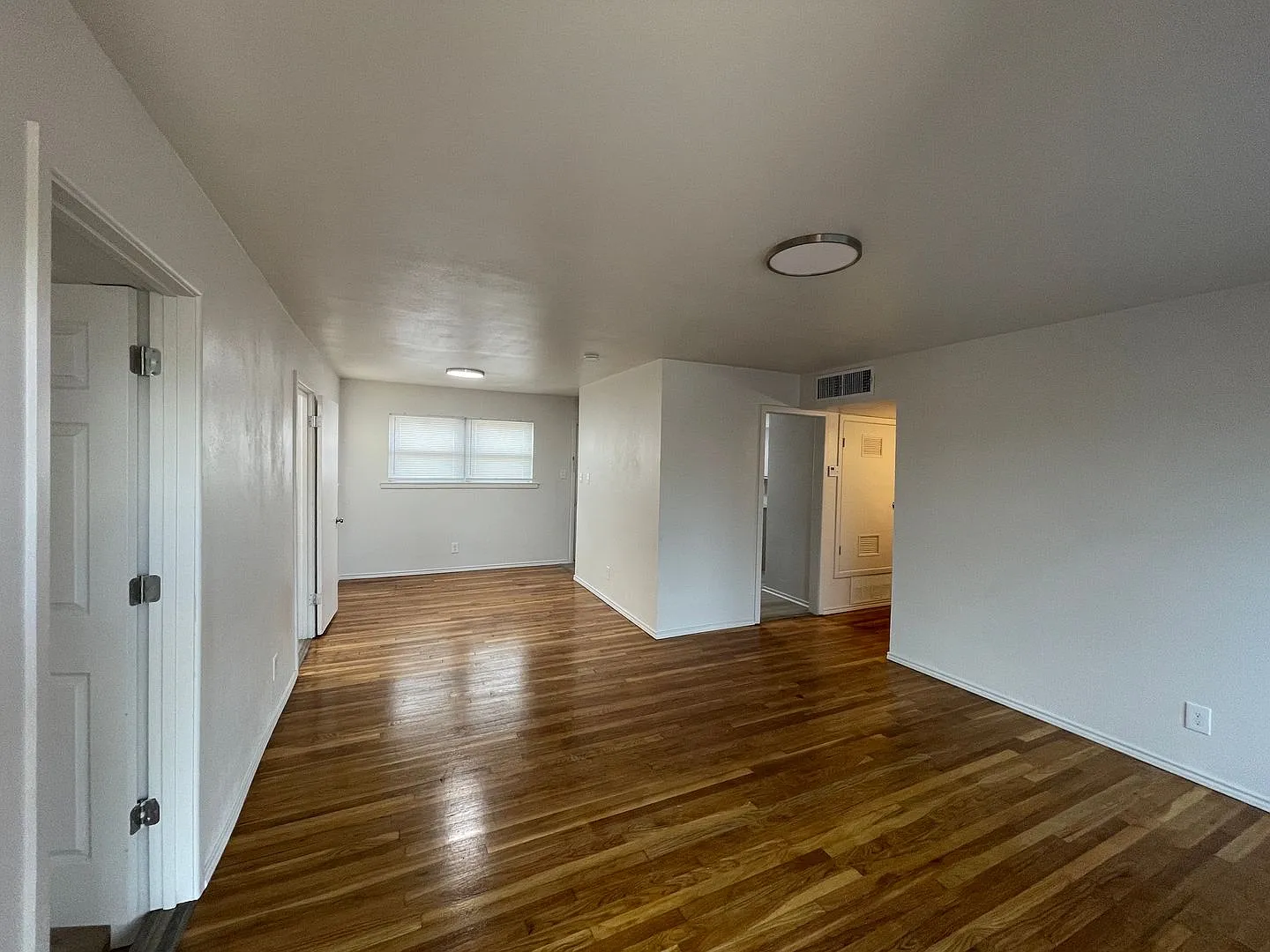 Space, Comfort & Convenience 4-Bedroom Home Base in Big Spring! — Photo 3