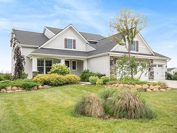 2nd image of 5534 Harvest Moon Ct NE