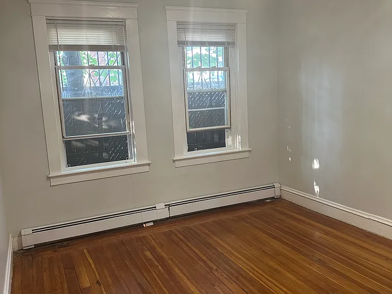 20 Richter St #1 — Photo 10