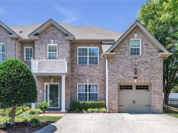 1037 Horton Pl, Virginia Beach, VA 23454