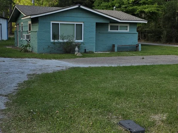 1195 Terry Rd, Vidor, TX 77662