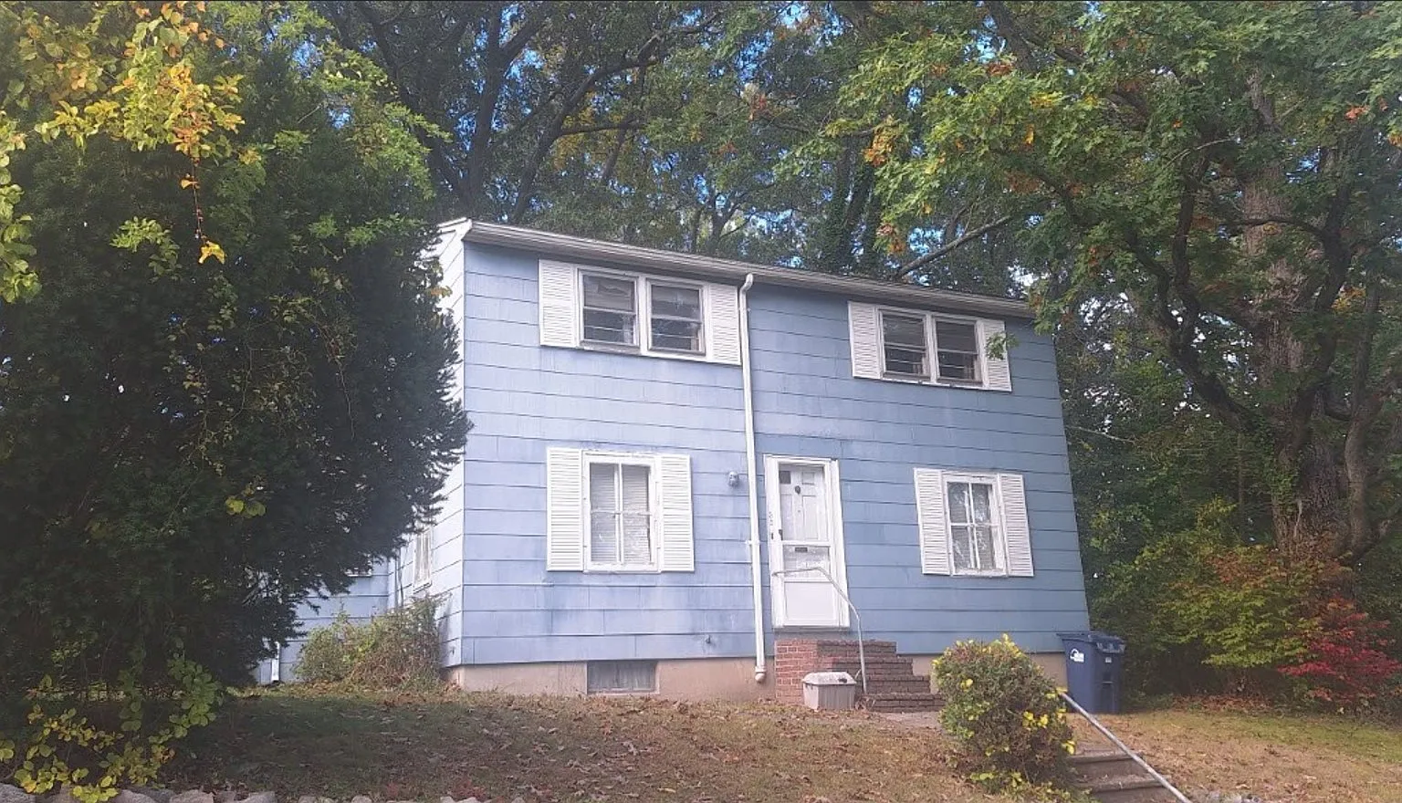 4 bed, 1090 sqft, $3,900 — Photo 1