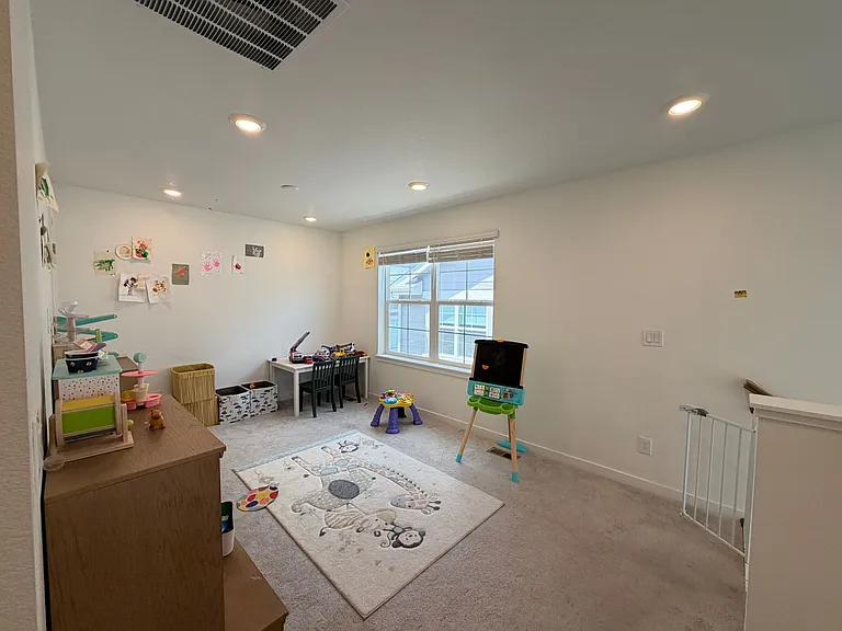 9009 Redfield Ln — Photo 10