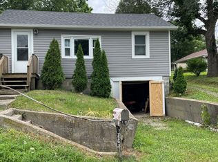 2202 Newburn St, Bethany, MO 64424