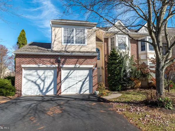 106 Chatham Ct, Ambler, PA 19002