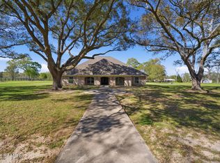 400 Acorn Dr, Lafayette, LA 70507