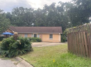 201 Ravens Ct, Ocean Springs, MS 39564