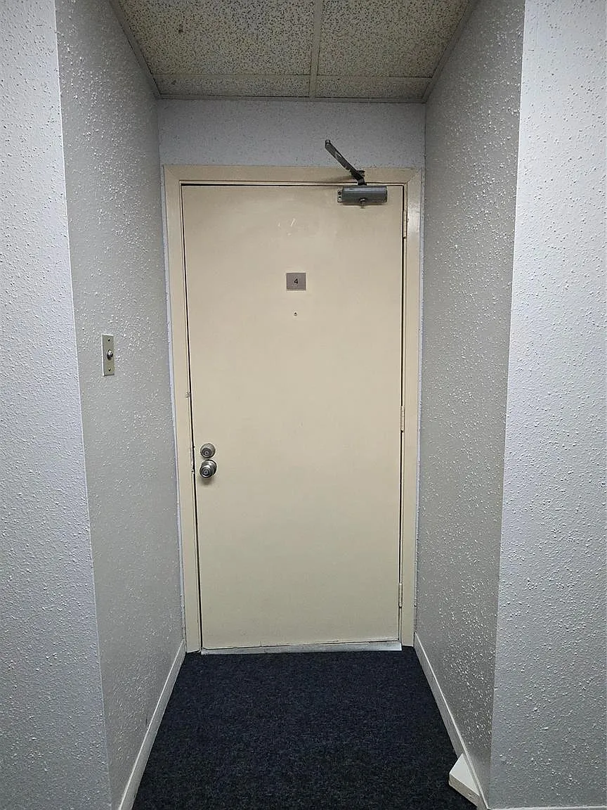 3 bed, 2.0 bath, 1092 sqft, $1,500 — Photo 2