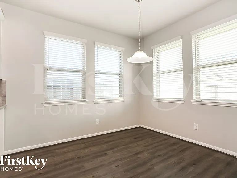 3106 Presley Jane Ct — Photo 6