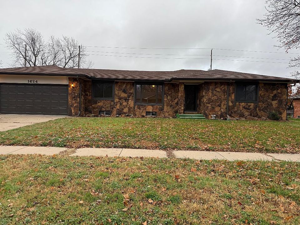 1st image of 1624 N Callahan Dr