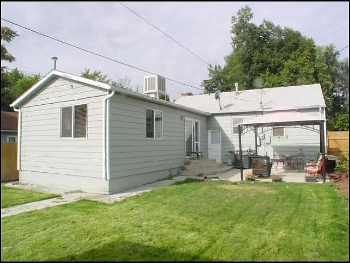 2236 Ingalls st — Photo 4