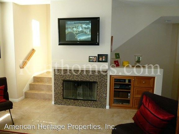 4th image of 7370 La Mesita Pl Unit 2