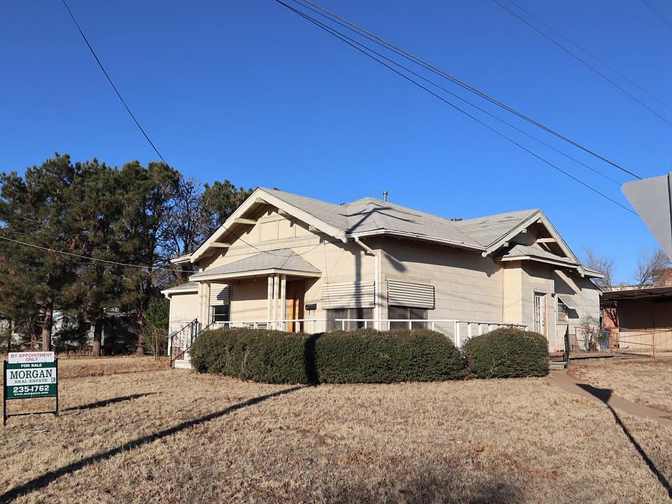 1st image of 211 E Avenue B