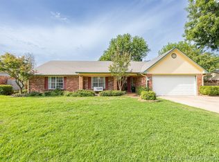 8318 E 108th St, Tulsa, OK 74133