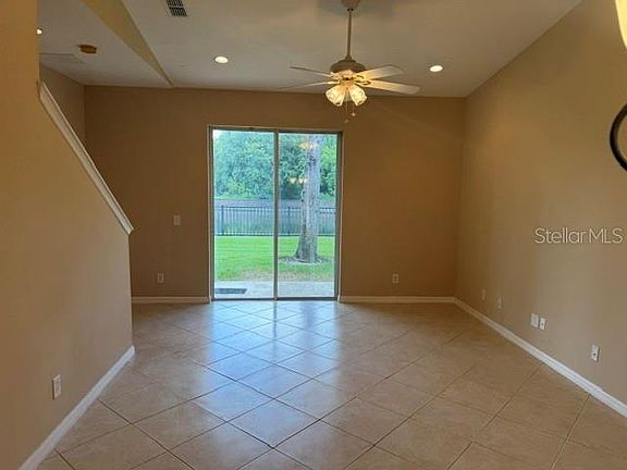 3rd image of 472 HARBOR WINDS COURT