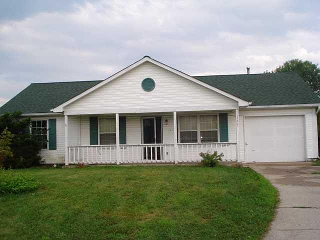 1st image of 3227 N Moccasin Ct