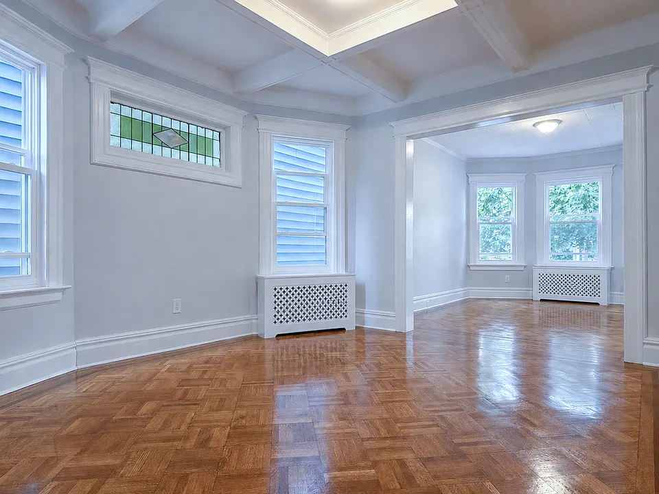 708 Kearny Ave #1