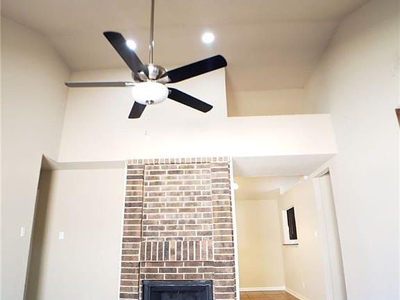 2nd image of 10611 Tall Oak Dr