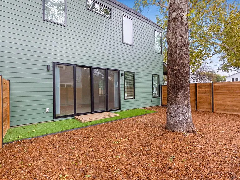 1116 Walton Ln #1 — Photo 18