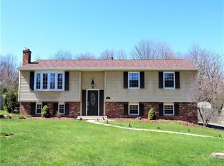 384 Golden Grove Rd, Baden, PA 15005