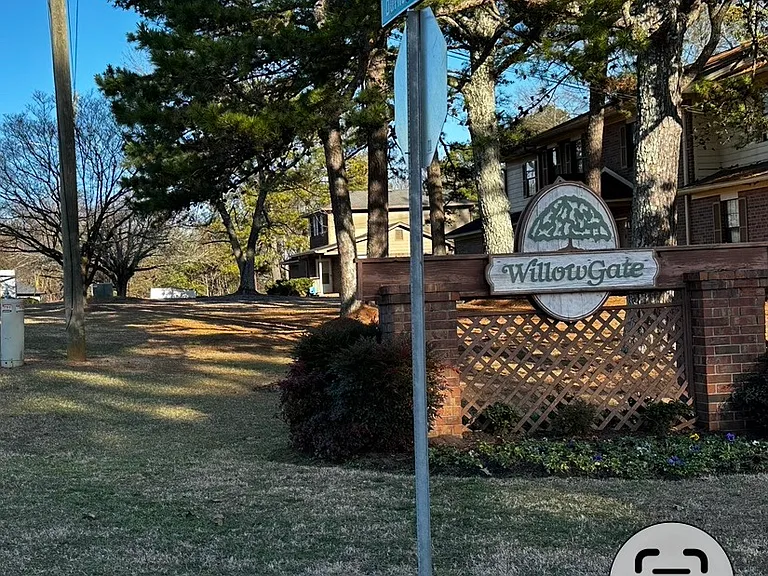 807 Willowgate Cir #A — Photo 4