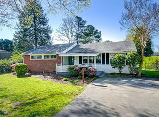 2818 Hermitage Dr, Winston Salem, NC 27103