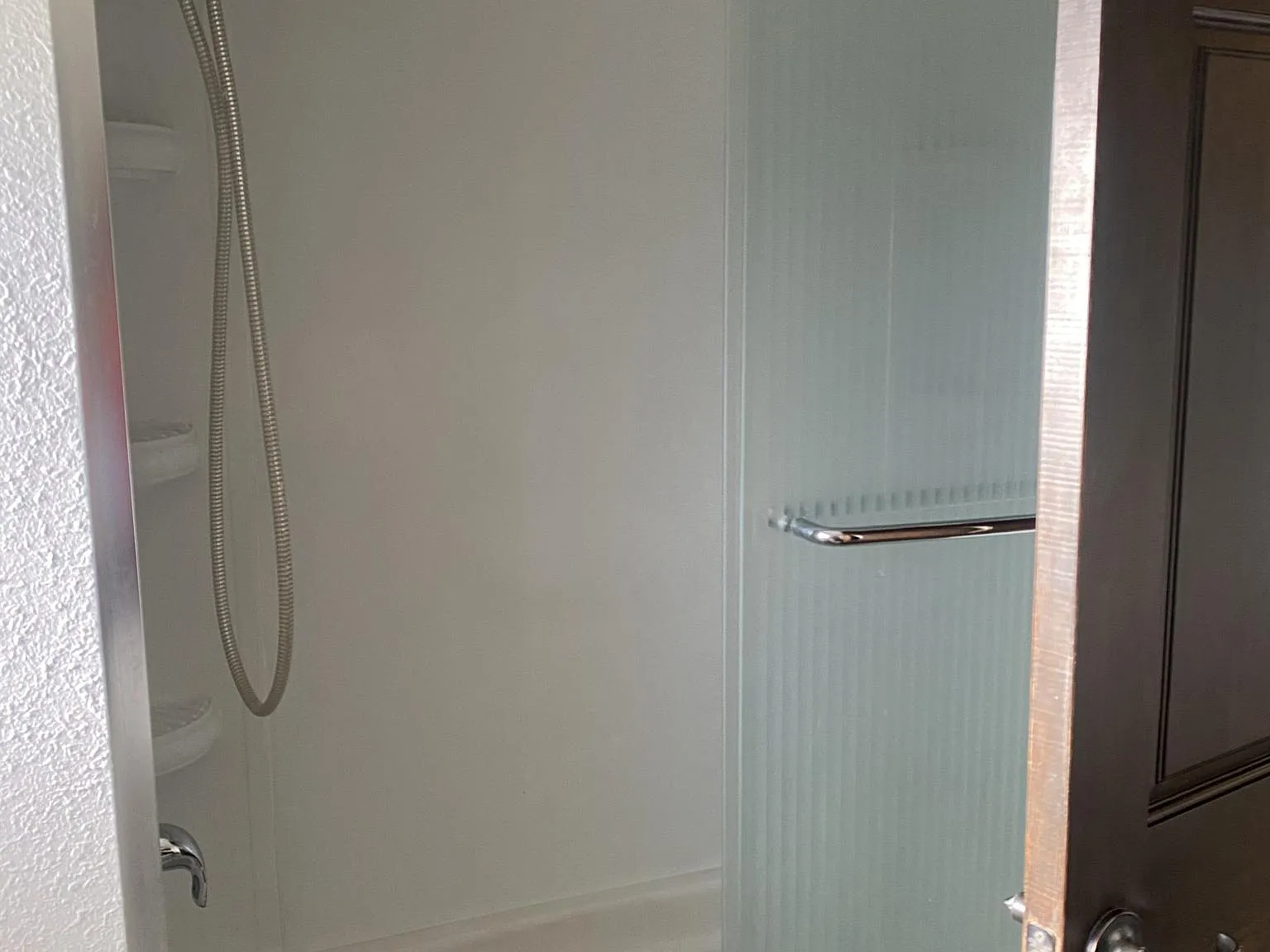2 bed, 1200 sqft, $2,050 — Photo 2