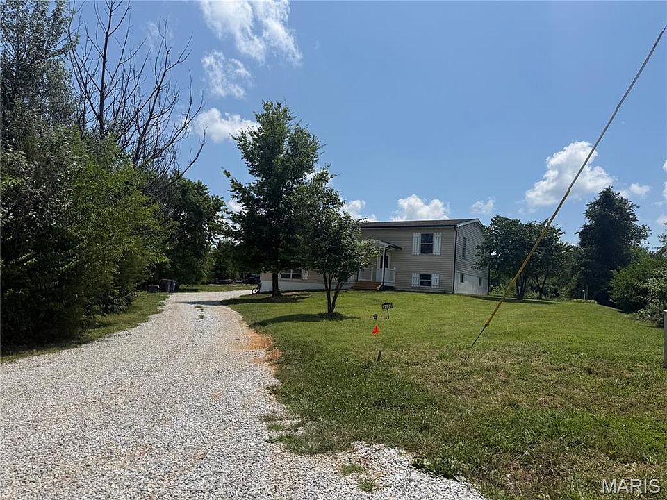 1st image of 3180 Creek Rd