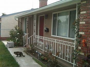 2nd image of 4854 W 139th St