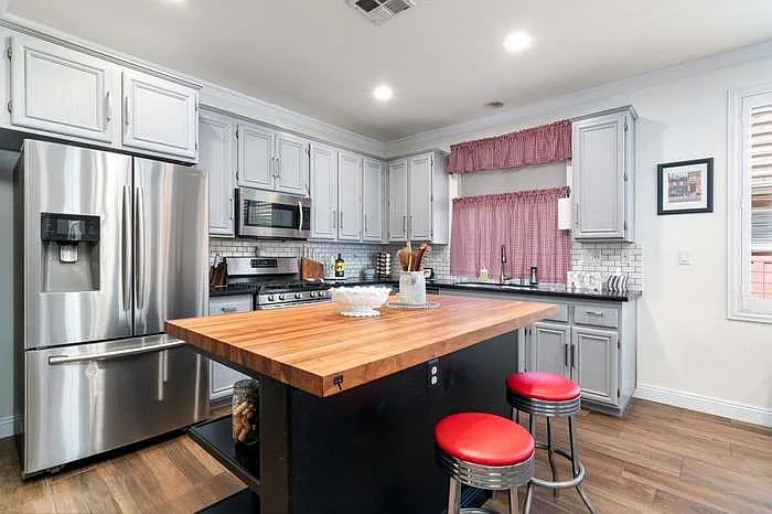 30280 Mondavi Cir — Photo 3
