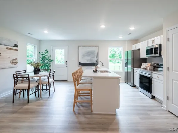 7302 Hancock Crest Pl #T-6, Chesterfield, VA 23832