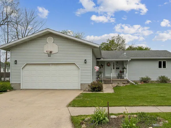 602 S Egbert St, Monona, IA 52159